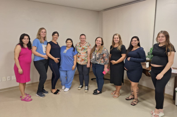 Grupo Bebê a Bordo realiza visita à maternidade do Hospital Estrela