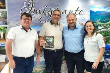 Prefeito Germano Stevens recebe comitiva da Imitur Viagens e Turismo