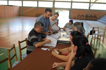 Famílias Imigrantenses assinam contratos para casa própria