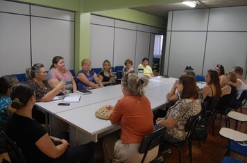Grupo de artesãs teve nova reunião