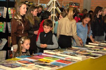 Grande público circulou na Feira do Livro 2015