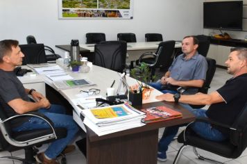 Agricultura dialoga sobre melhorias com prefeito de Westfália