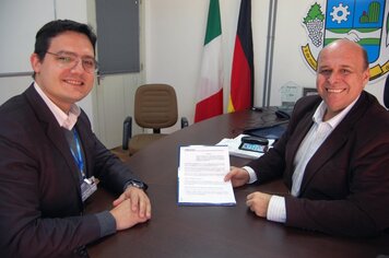 Servidores de Imigrante podem obter Cartão de Crédito Consignado para Servidor Público