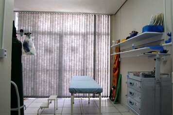 Sala de emergência do Centro de Saúde é equipada