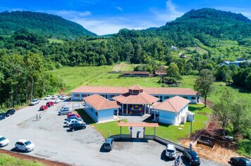 Inaugurada a escola do Bairro Esperança