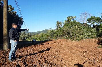 Obras executa melhorias em três localidades
