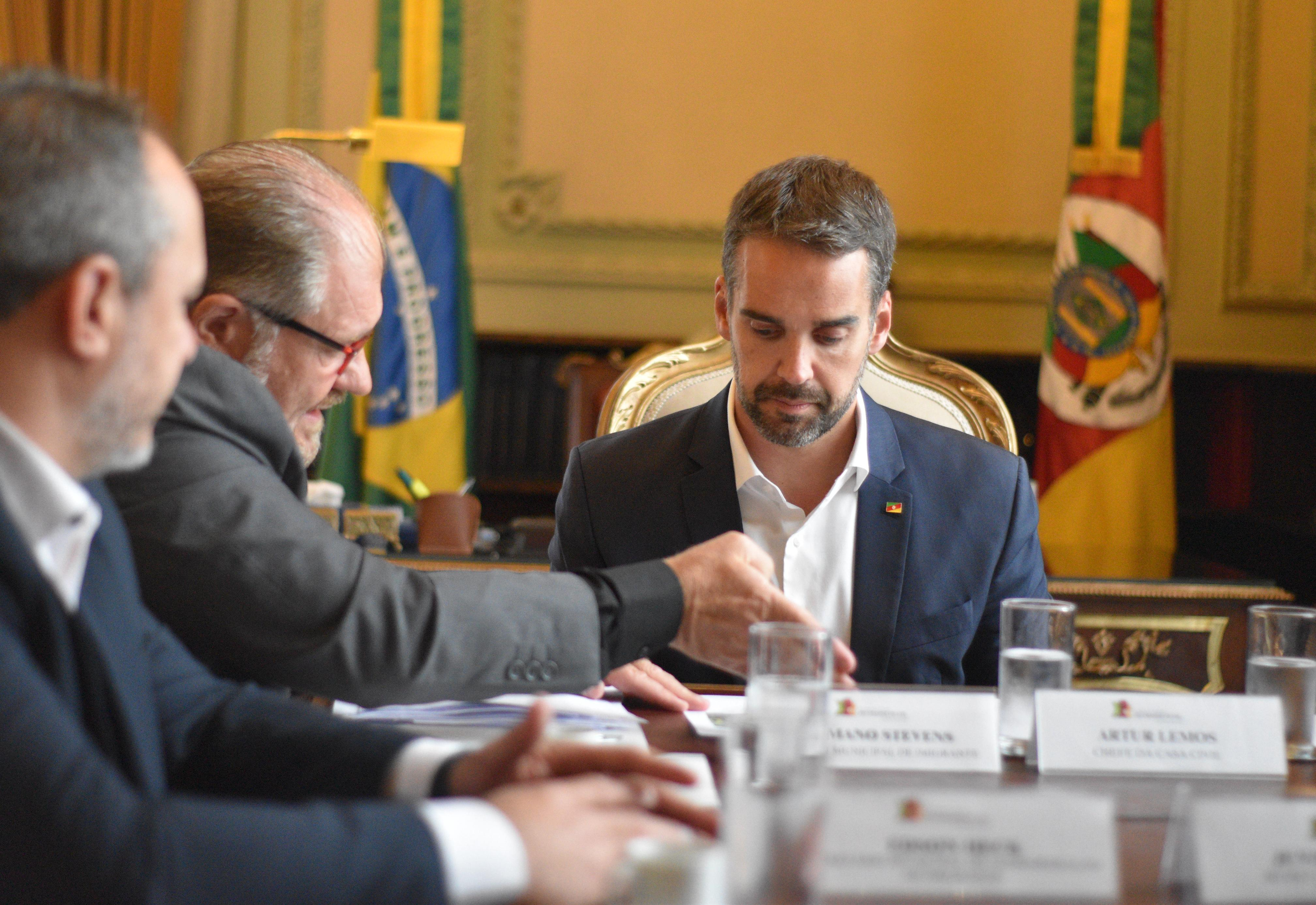 Imigrante busca melhorias para rodovia de acesso ao município em audiência com o Governo do Estado
