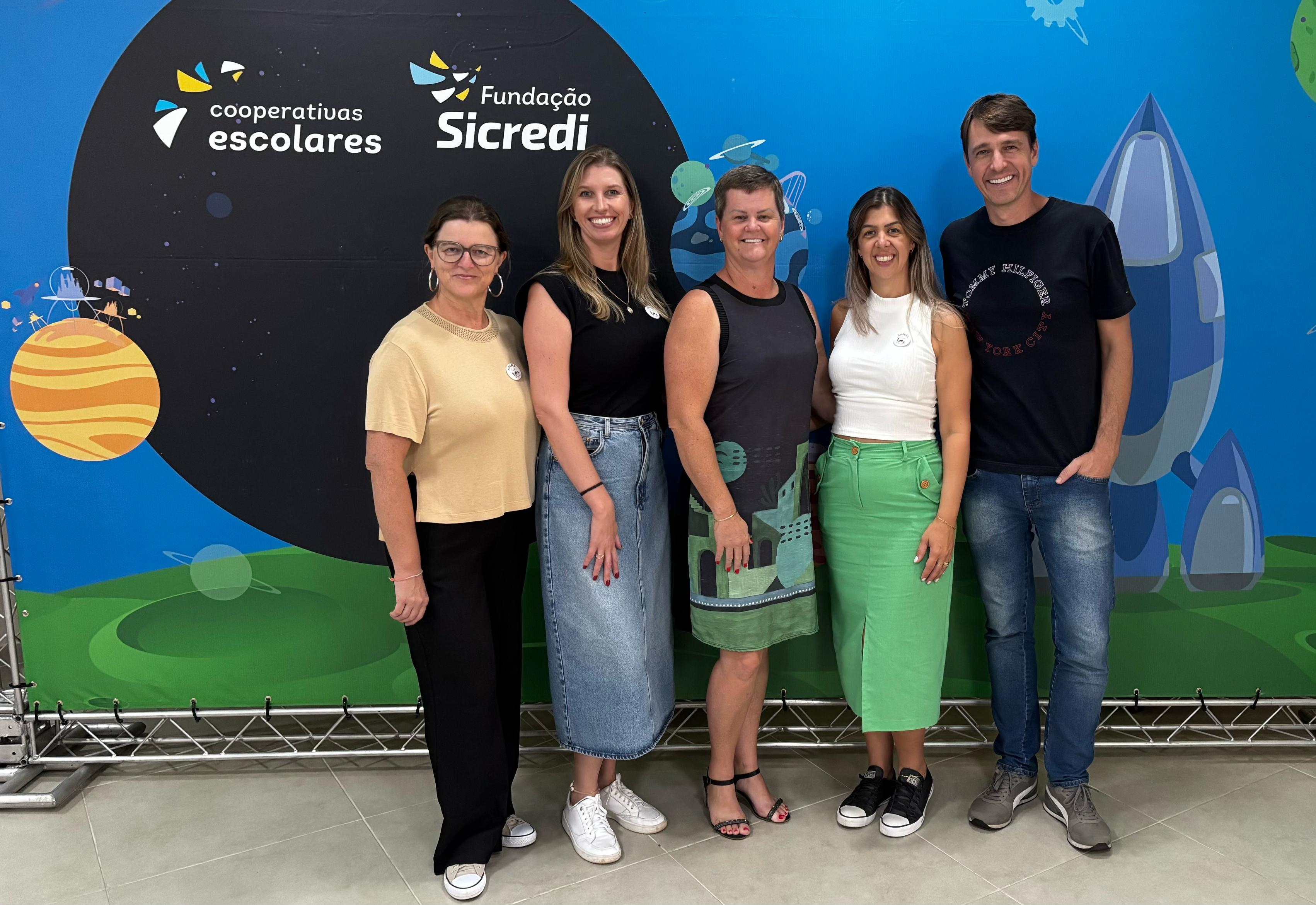 Imigrante participa da 7ª Tertúlia do Programa Cooperativas Escolares