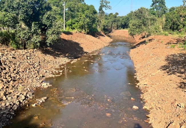 Município continua a limpeza dos arroios