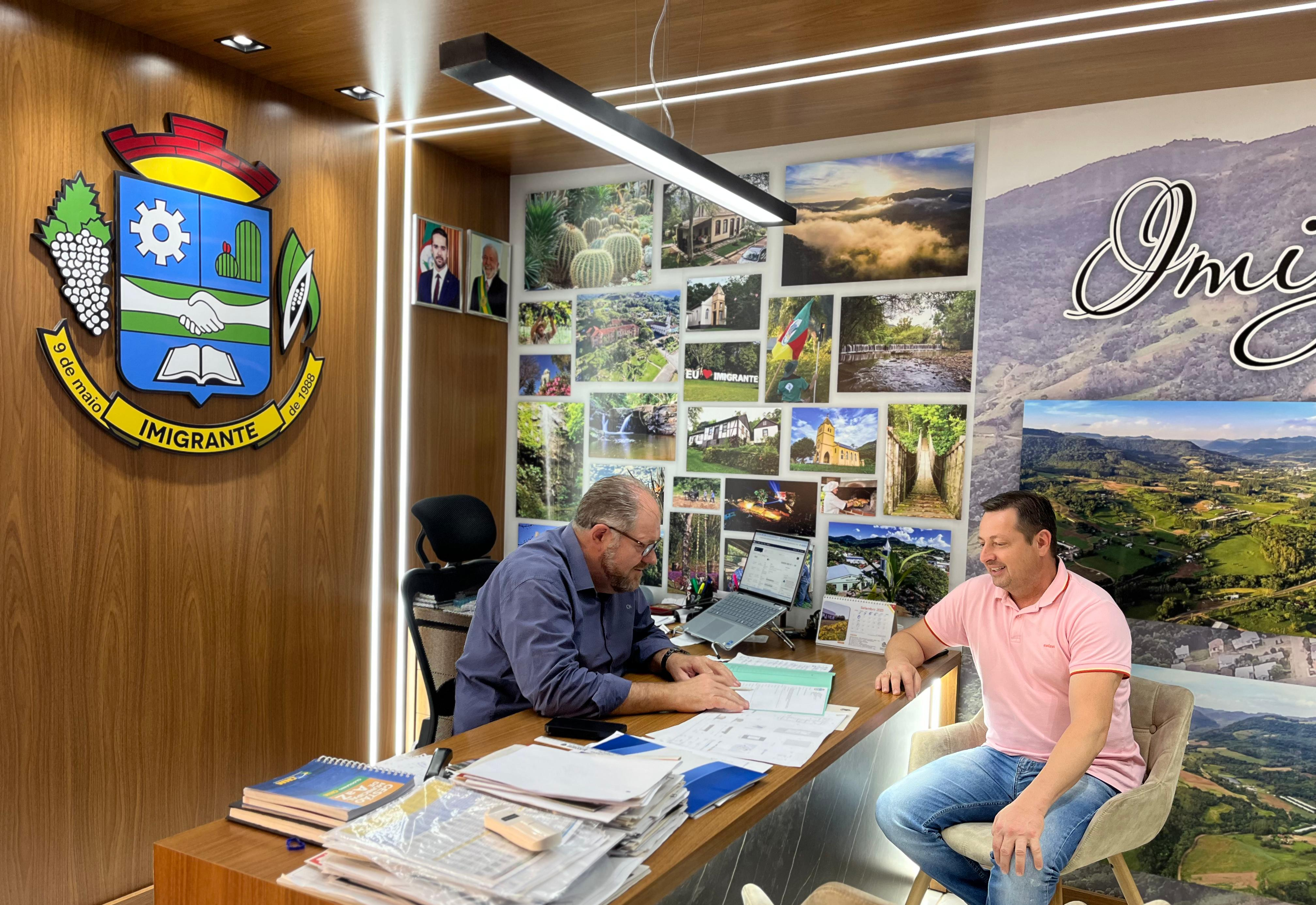 Vice-prefeito Fabiano Acadroli protocola pedido de desligamento da Secretaria de Obras e Mobilidade Urbana 