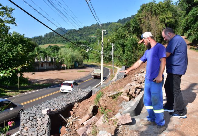 Muro de gabião impedirá novos deslizamentos