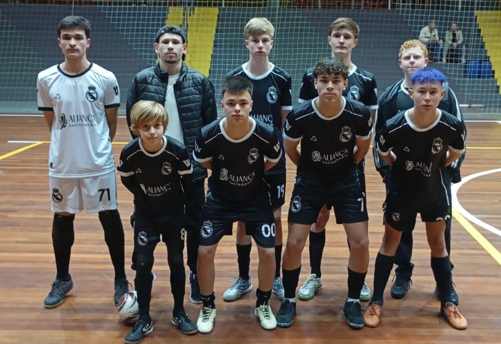 Municipal de Futsal segue com jogos equilibrados e destaque individual dos atletas